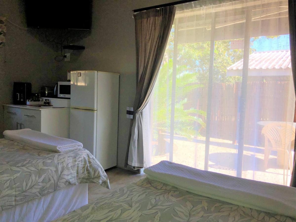 Gecko Cottages Hectorspruit エクステリア 写真