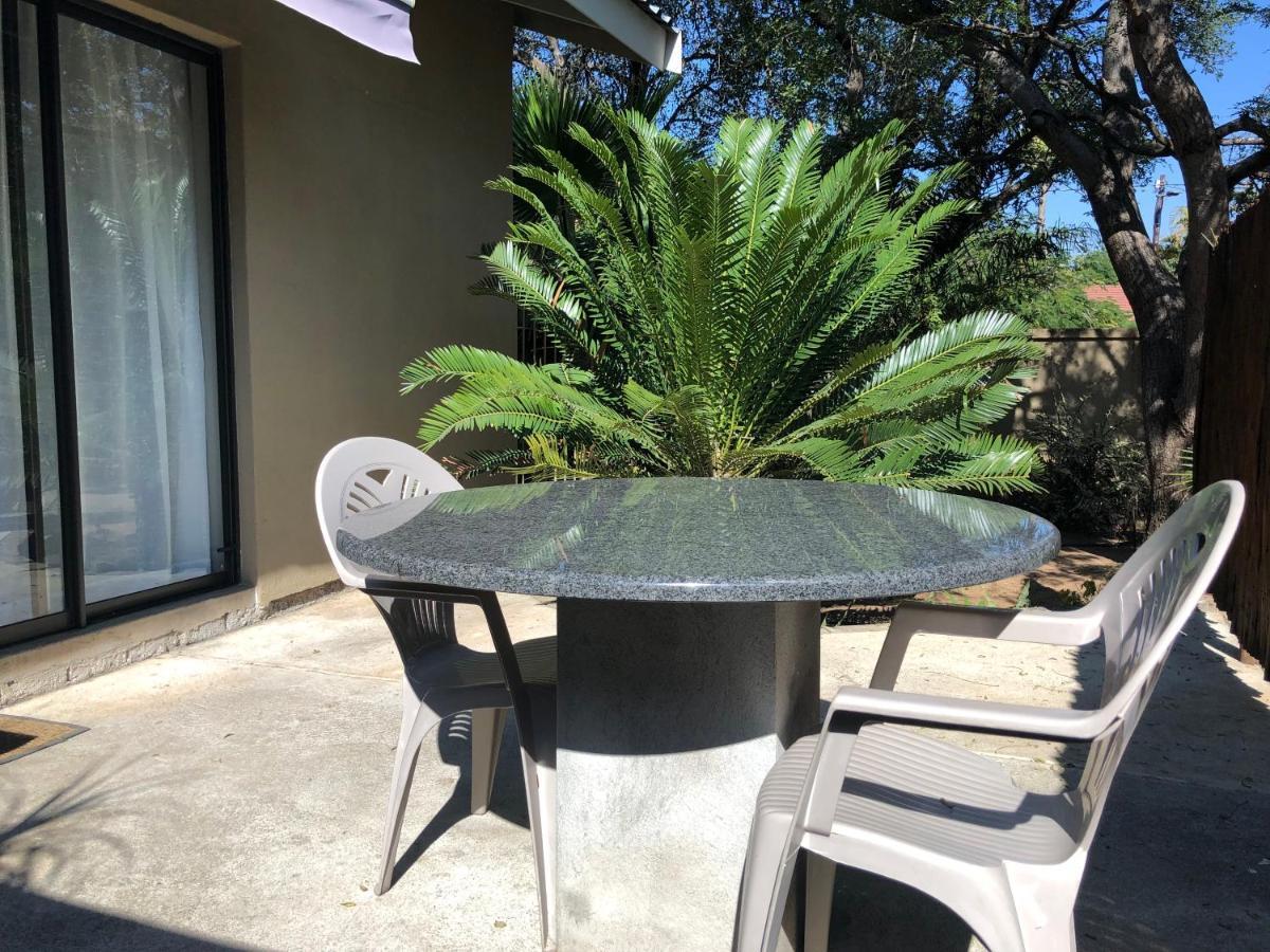 Gecko Cottages Hectorspruit エクステリア 写真
